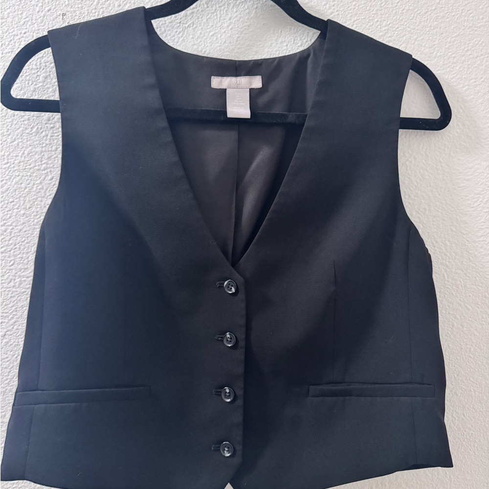 H&M Elegant Black Vest